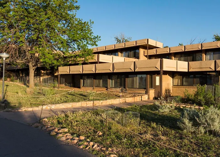 Hotel Kachina - Inside The Park